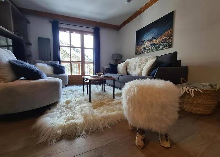 Arc 1950 Appartement de standing Refuge du Montagnard skis aux pieds